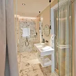 Molo Hotel 4*