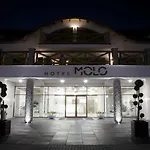 Molo Отель