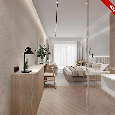 Molo Hotel 4*