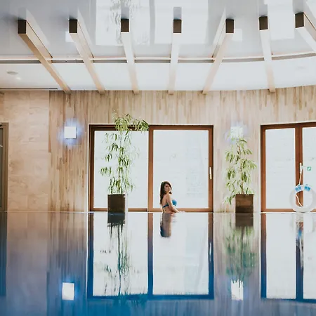 Molo Hotel 4*